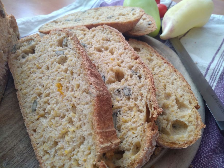 Bezlepkový dýňový chléb