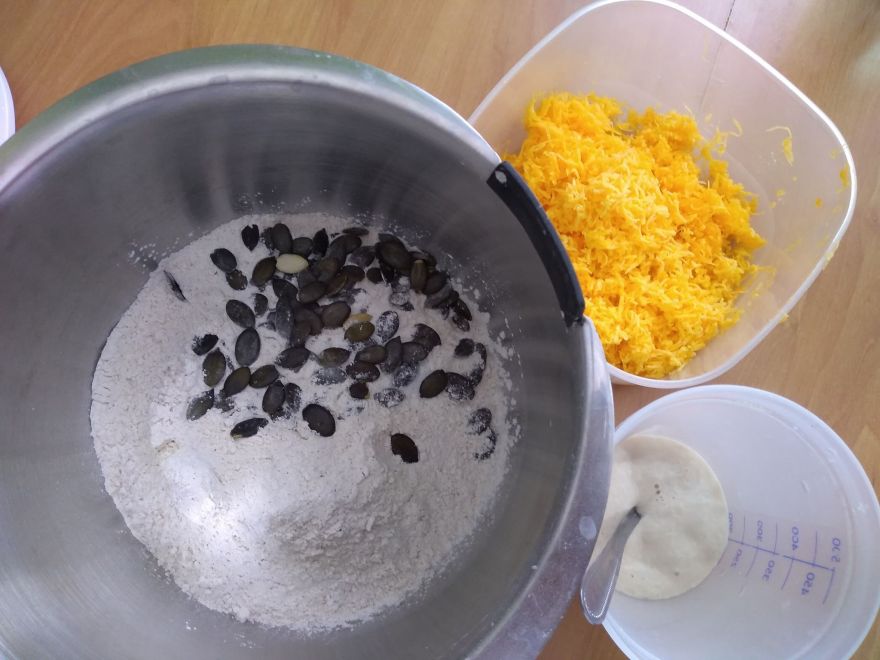 Bezlepkový dýňový chléb