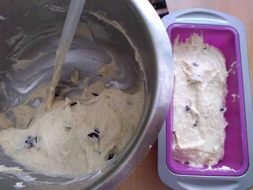 Bezlepkový raňajkový panda chlieb