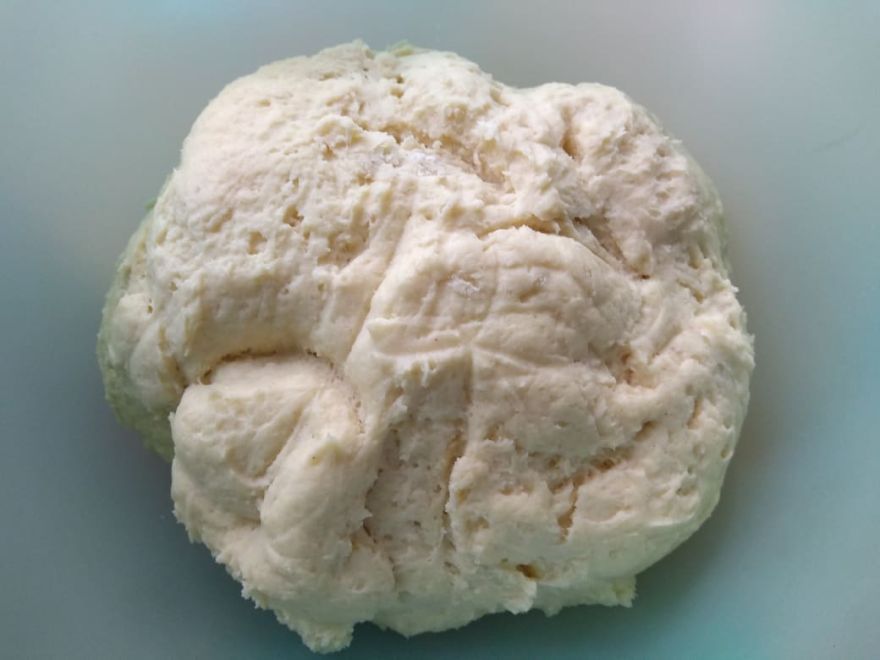 Gluténmentes kovászos szilvatorta