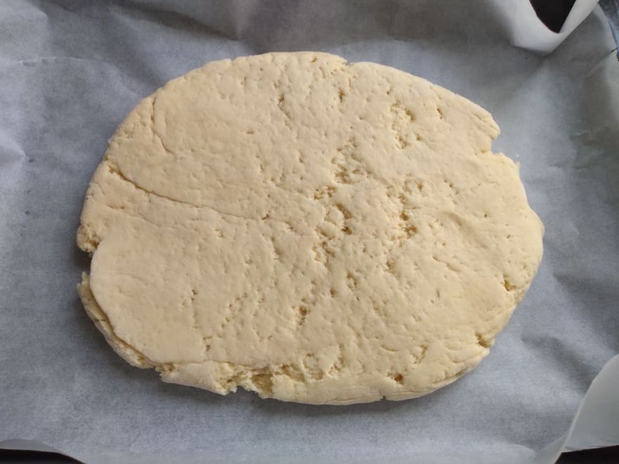 Gluténmentes kovászos szilvatorta