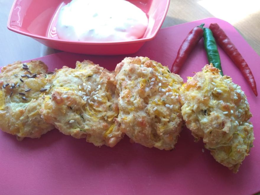 Glutenfreie Zucchini- und Kürbiscracker