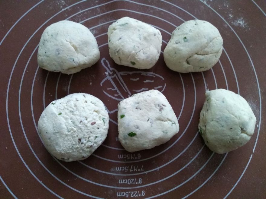 Gluten-free flatbreads