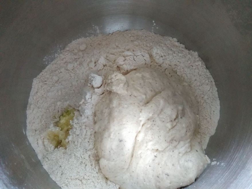 Bezlepkový kváskový děravec