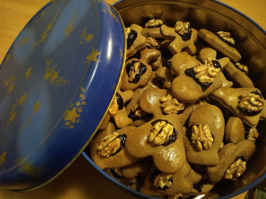 Bezlepkové a bezmléčné povidlové perníčky