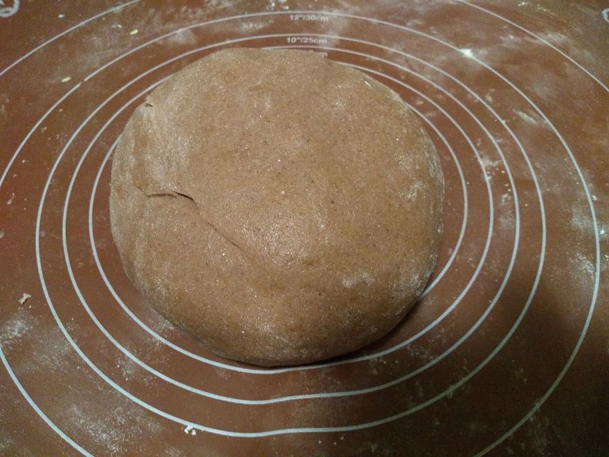 Bezlepkové a bezmléčné povidlové perníčky