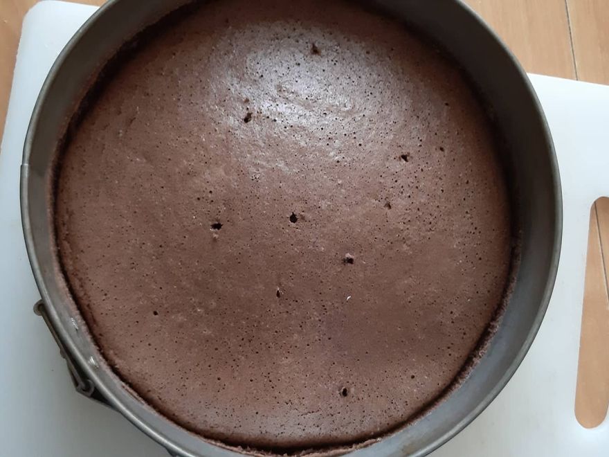 Bezlepkový karamelový dort