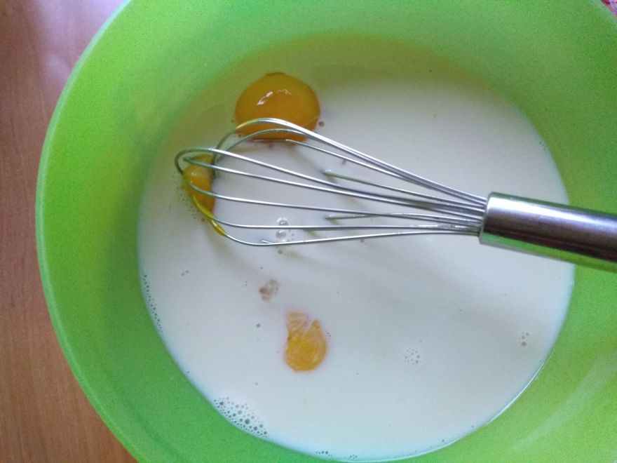 Gluten-free and dairy-free bun