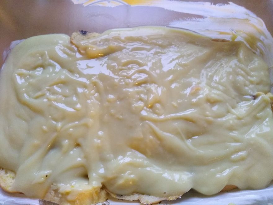 Gluten-free and dairy-free bun