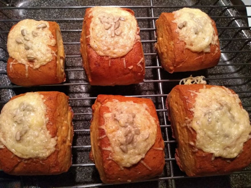 Bezlepkové slnečnicové kocky so syrom