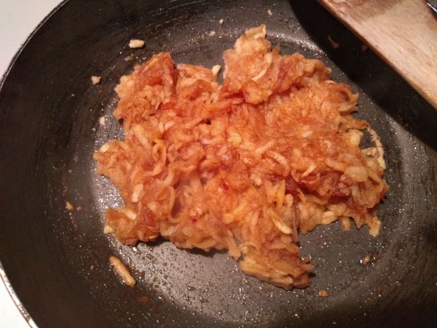 Gluten-free apple rolls