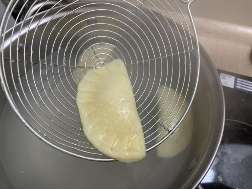 Bezlepková ouška do boršče a pirohy na slano