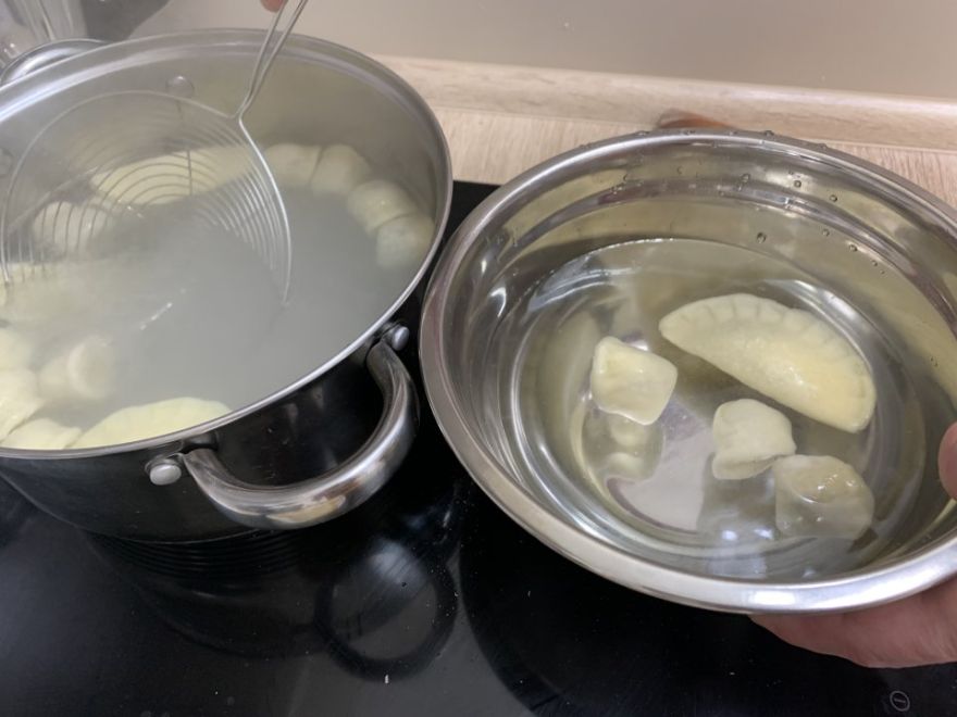 Bezlepková ouška do boršče a pirohy na slano