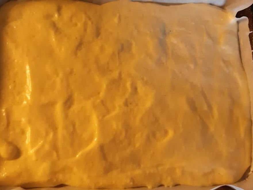 Bezlepková toffee roláda