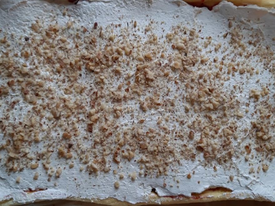 Bezlepková toffee roláda