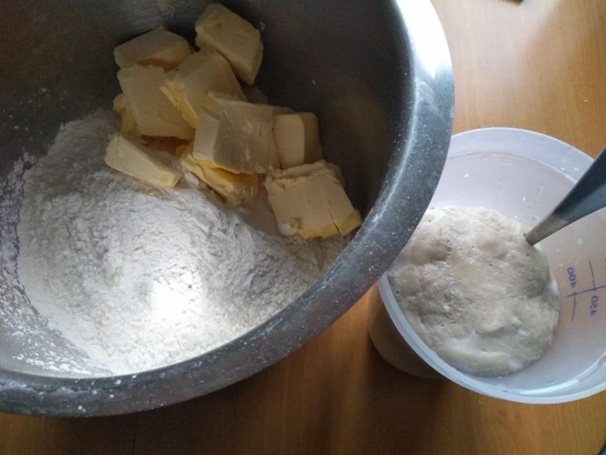 Gluten-free walnut fornetti