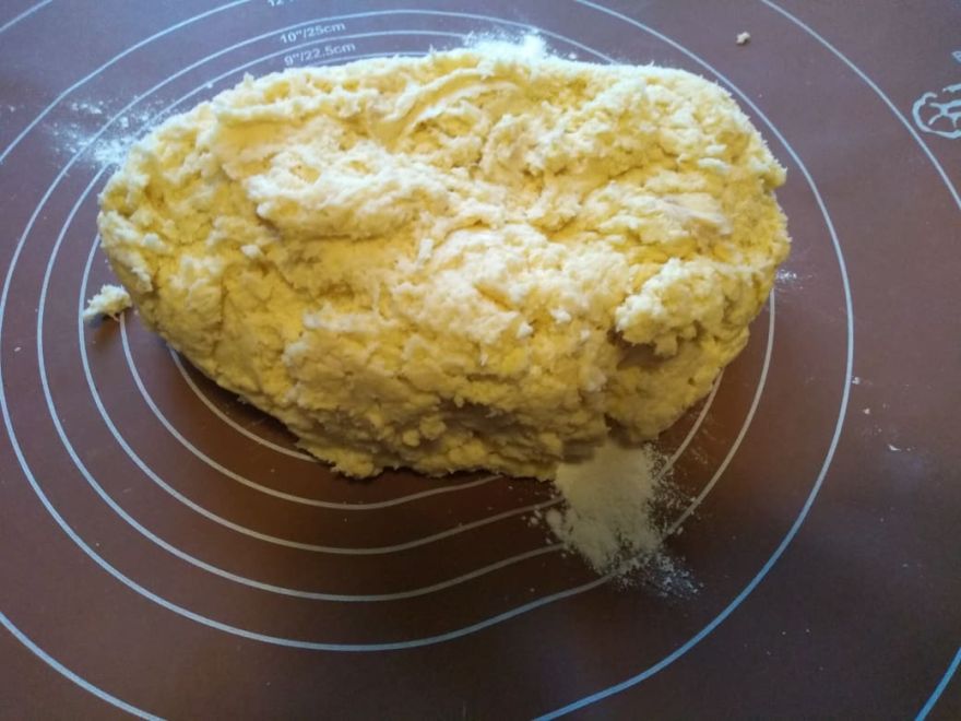 Gluten-free walnut fornetti