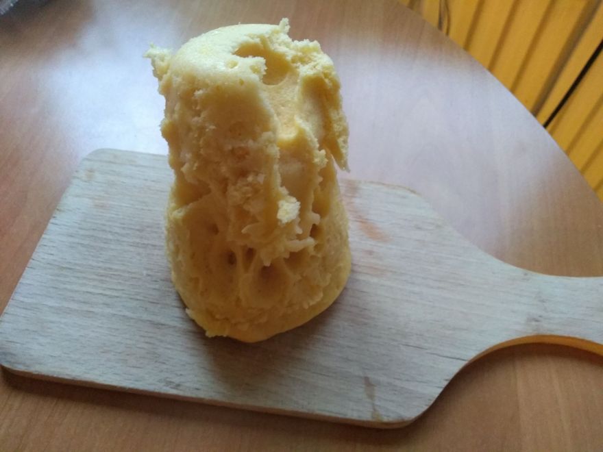 Bezlepkový minutový mug cake