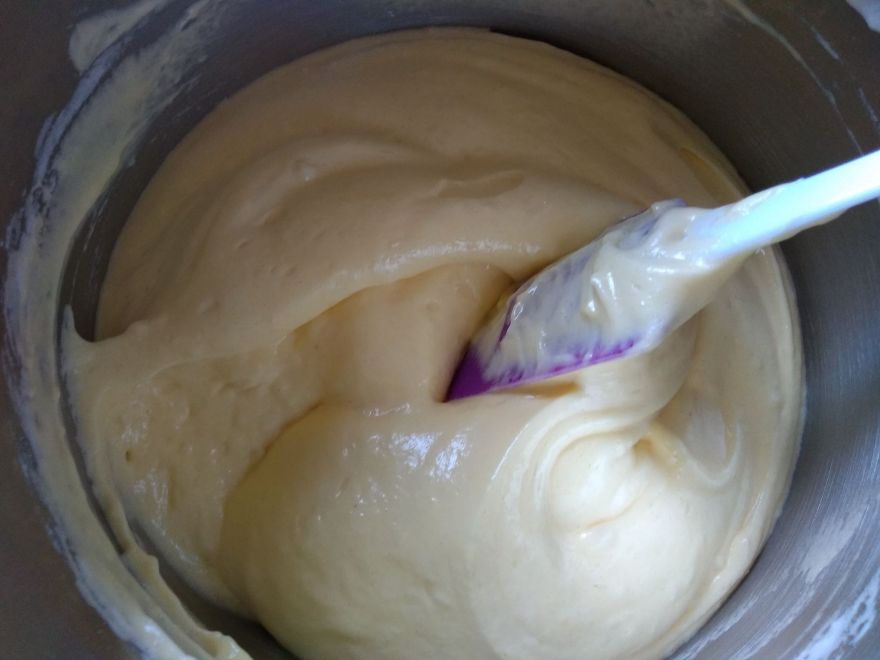 Bezlepková jablková roláda