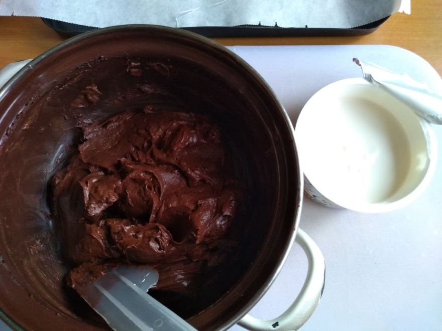 Bezlepkový čokoládovo - banánový dort