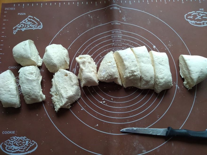 Gluten-free sourdough langoustines without yeast