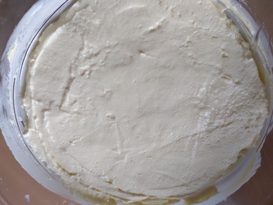 Bezlepkový tvarohový nákyp s marhuľovou omáčkou