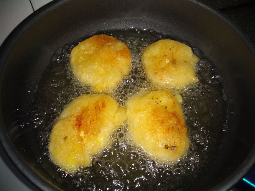 Bezlepkové banánové koblihy