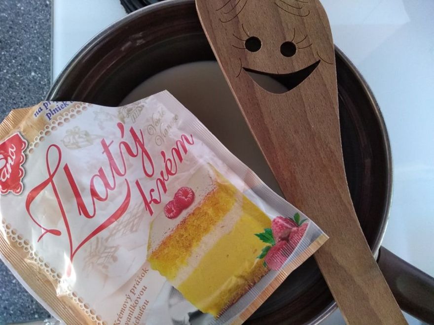 Bezlepkové sladké buchtičky Skoleboller