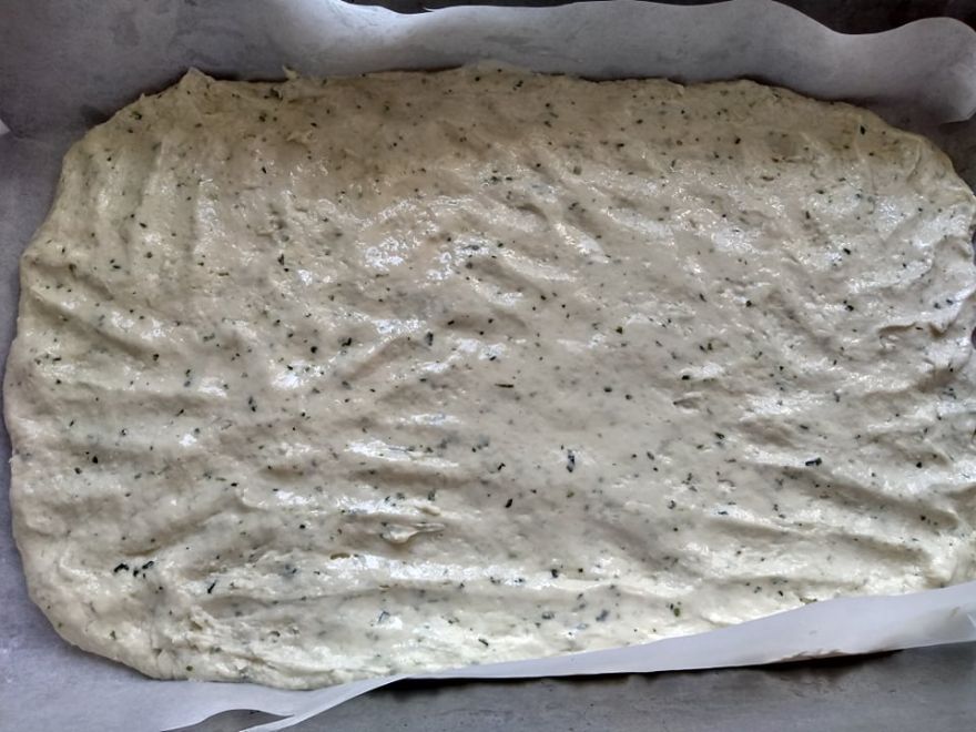 Glutenfreie Sahnetorte mit Wurst