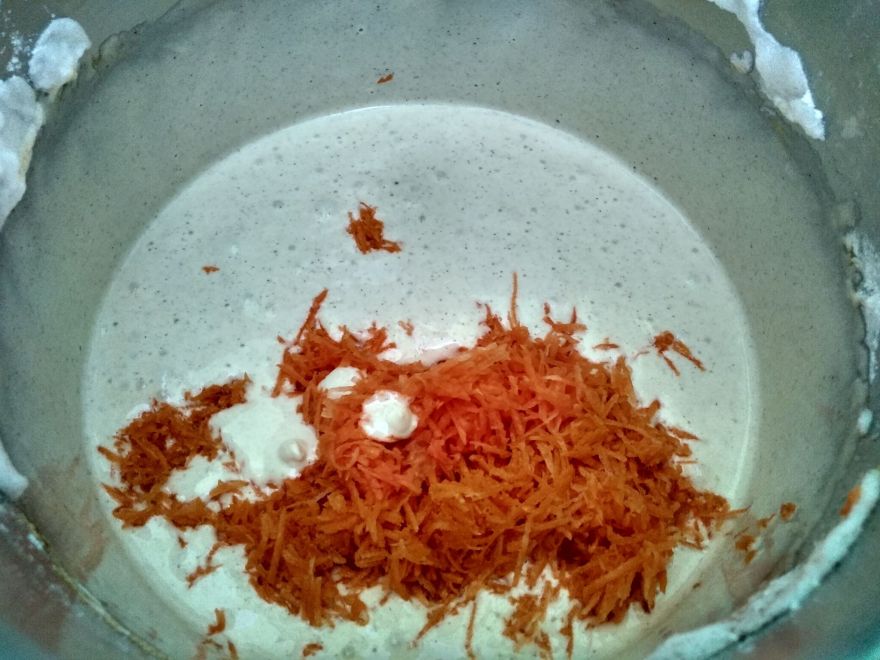 Gluten-free carrot-ginger sandwich