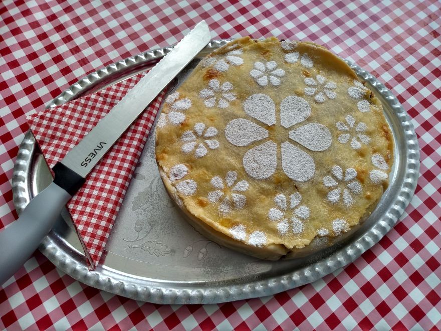 Bezlepkový štrúdlový dort