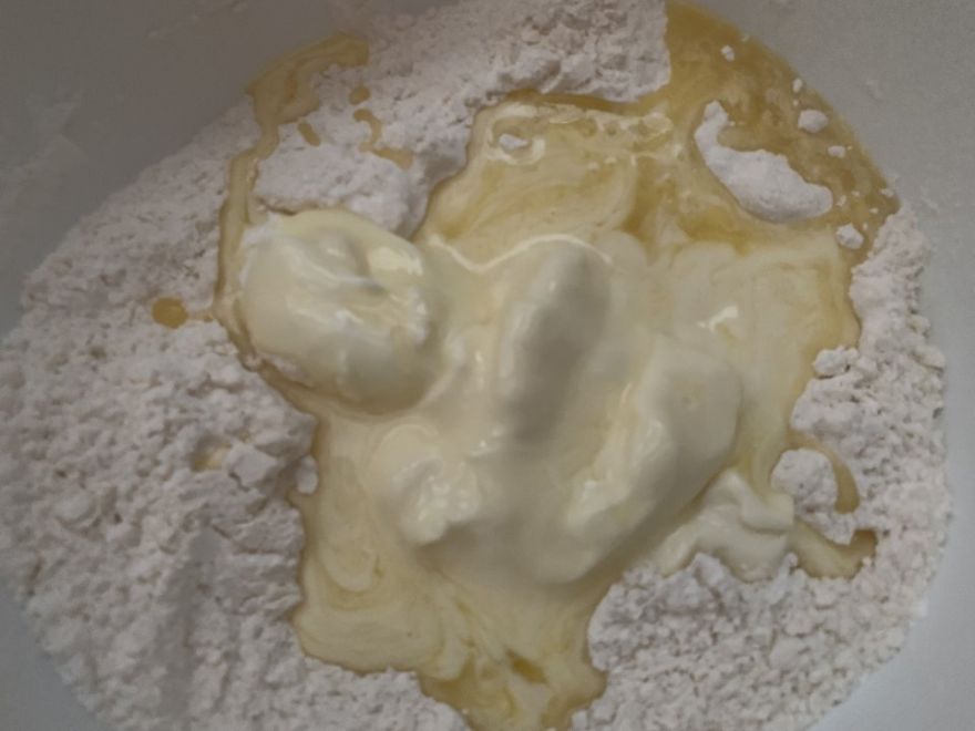 Crispy filled cookies