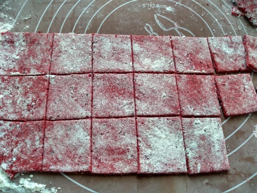 Gluténmentes céklás tészta