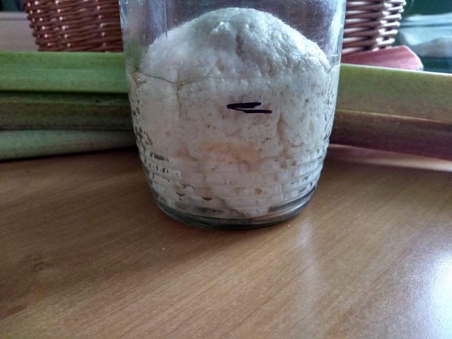 Gluten-free sourdough sweet bread