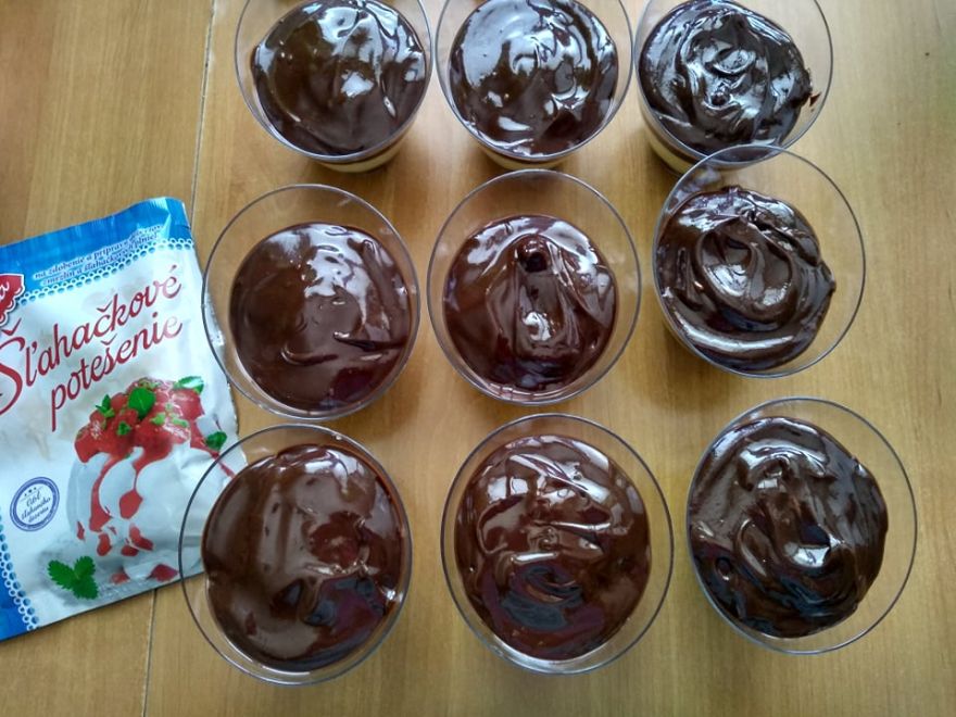 Bezlepkový dezert ve sklenici