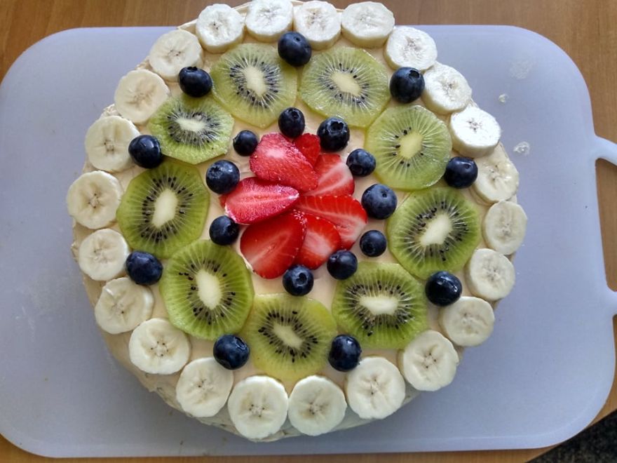 Bezlepkový ovocný dort s želatinovou polevou