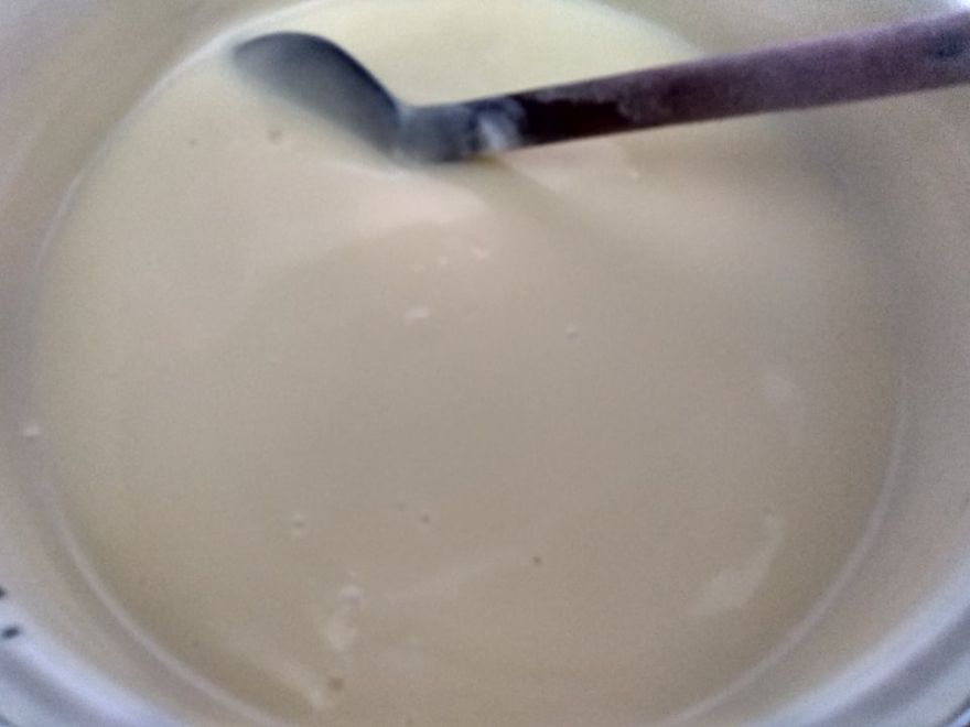 Gluten-free and dairy-free crumb cake (which even children can make)