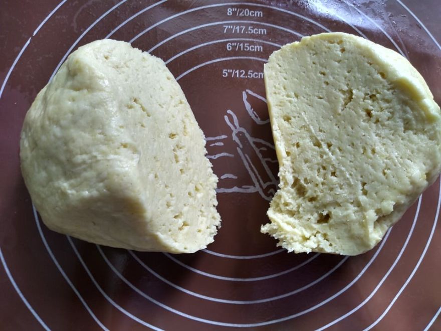 Gluten-free walnut rolls without leavening