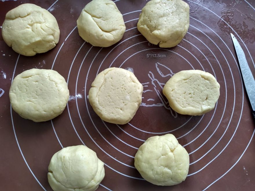 Bezlepkové pražské koláče