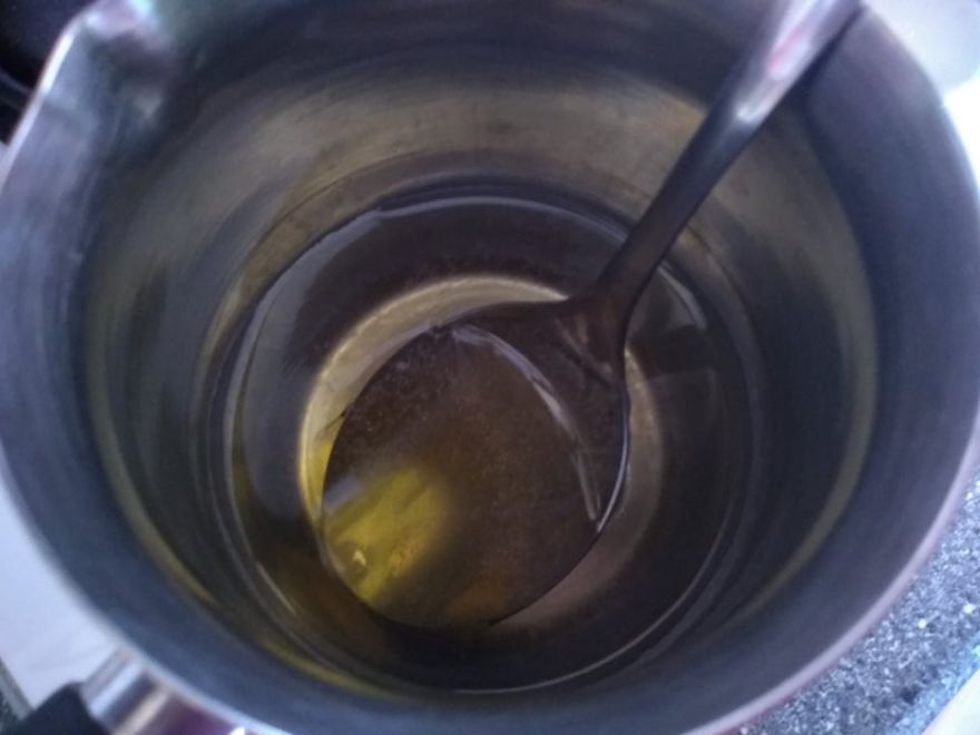 Gluten-free honey rolls with poppy seeds and sesame