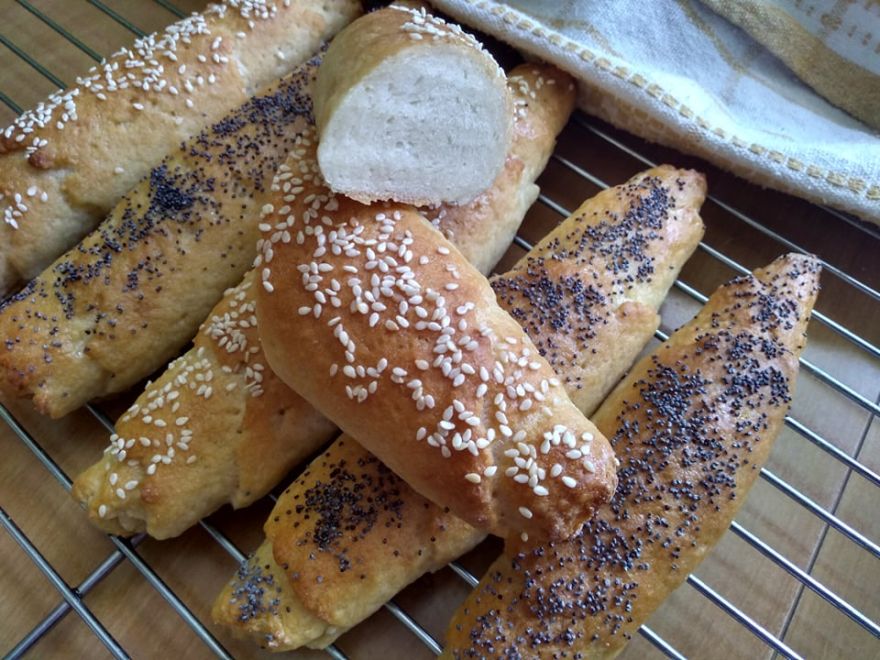 Gluten-free honey rolls with poppy seeds and sesame