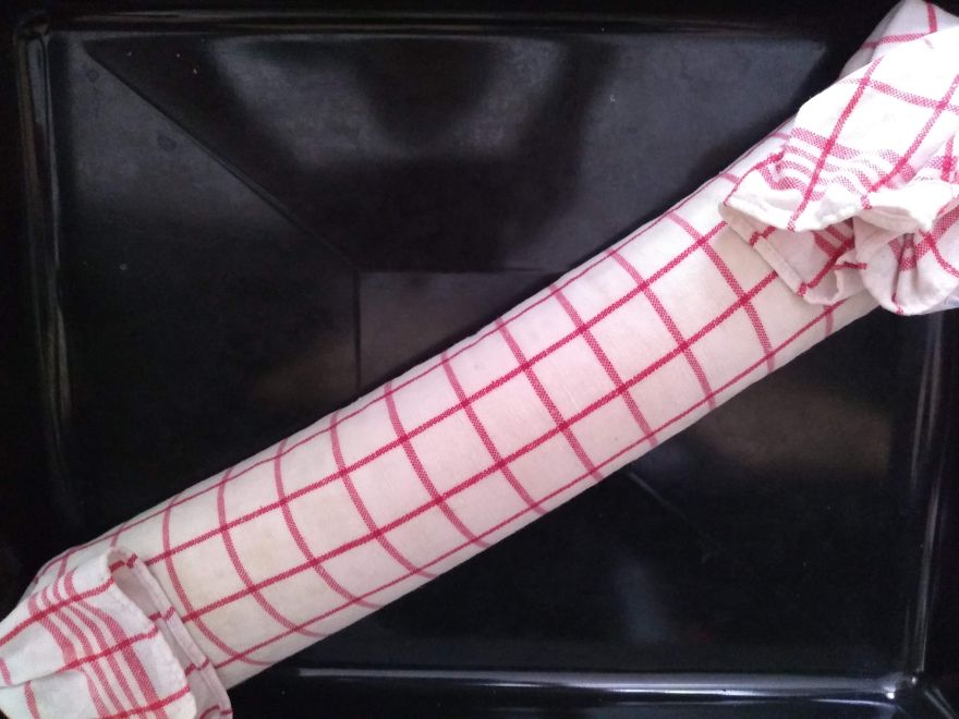 Glutenfreie Schokoladenrolle