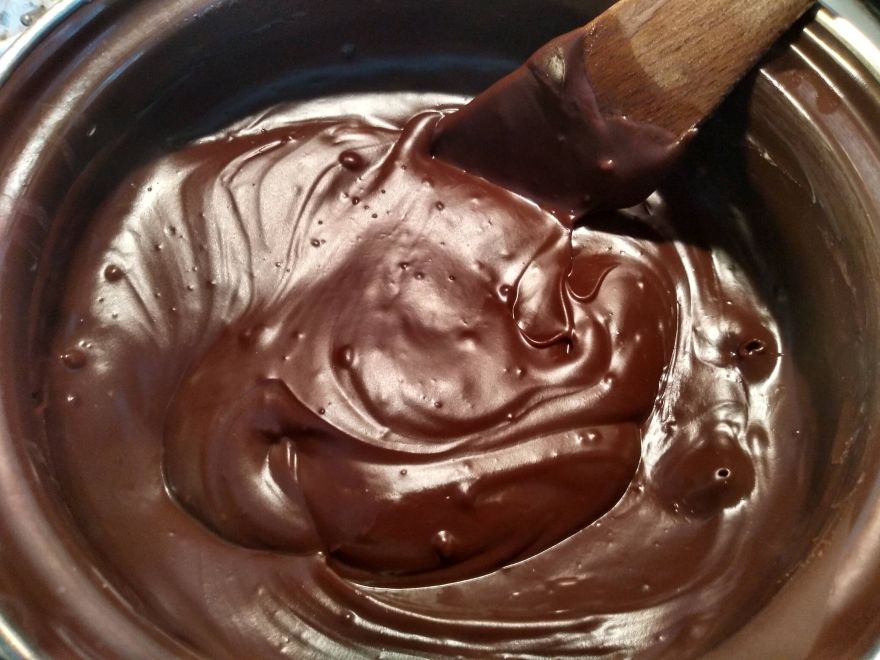 Glutenfreie Schokoladenrolle