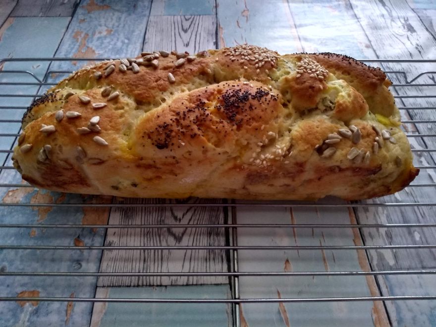 Bezlepkový slaný cop