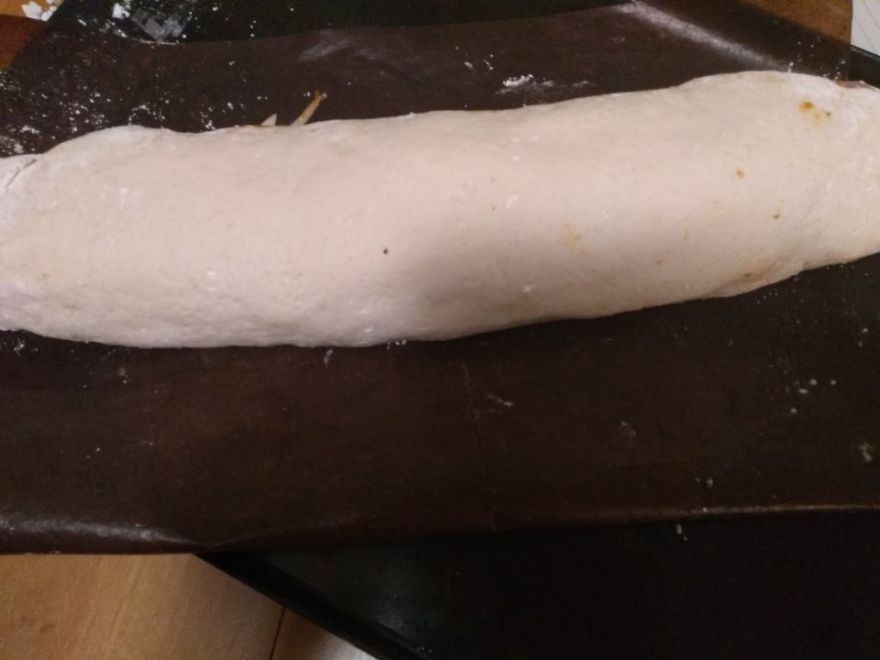 Bezlepkový pizzový závin