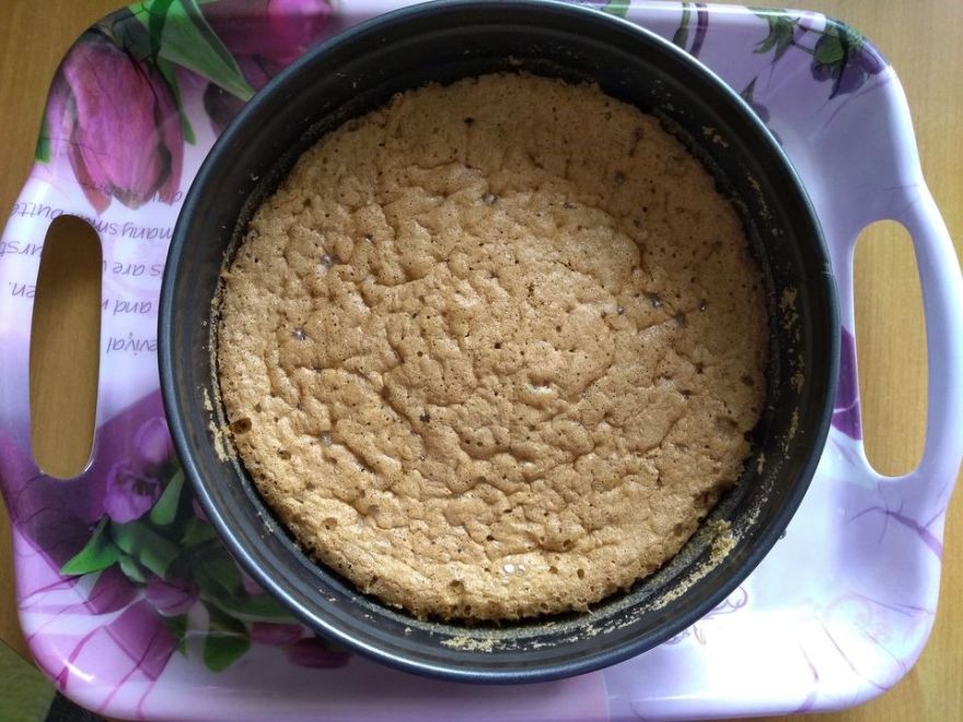 Gluten-free apple cake