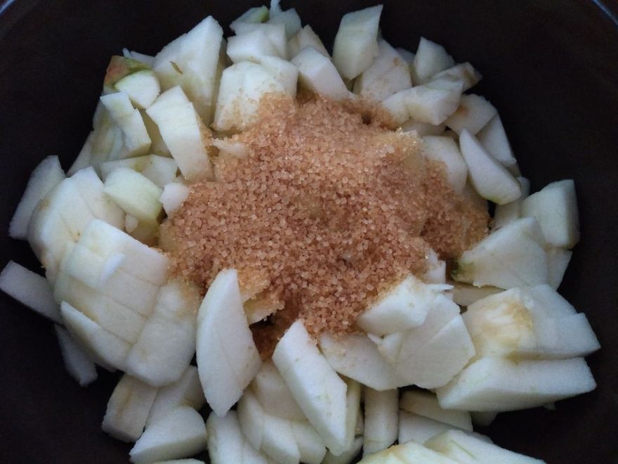 Gluten-free apple cake