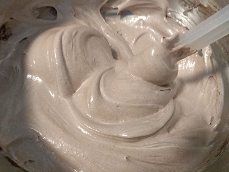 Čokoládové mini pavlovky