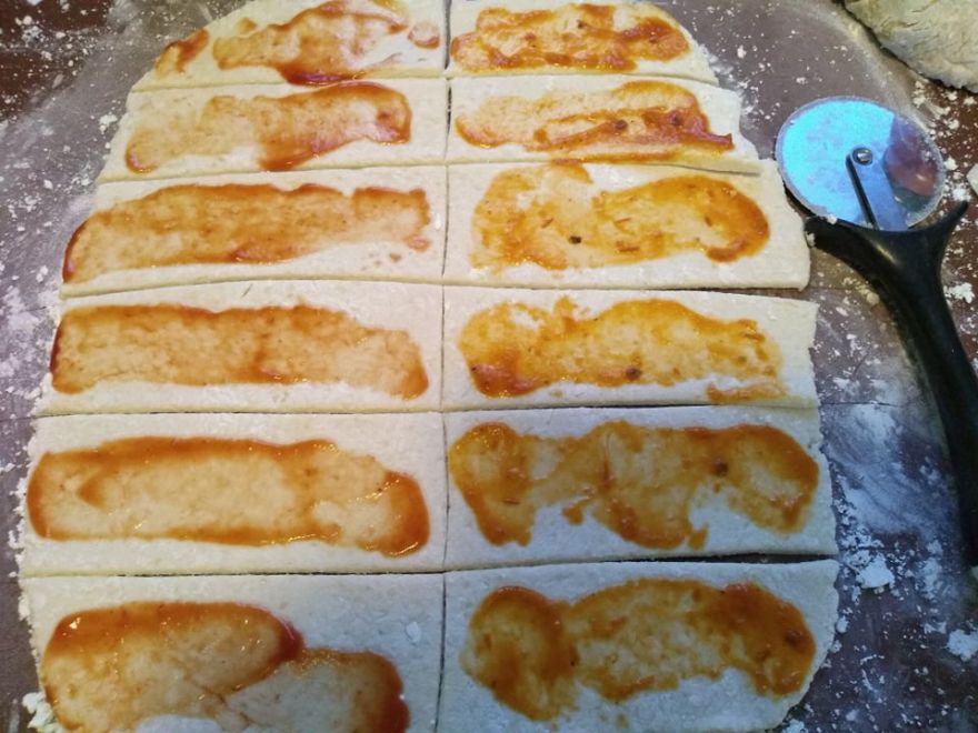 Bezlepkové slaninové tyčinky