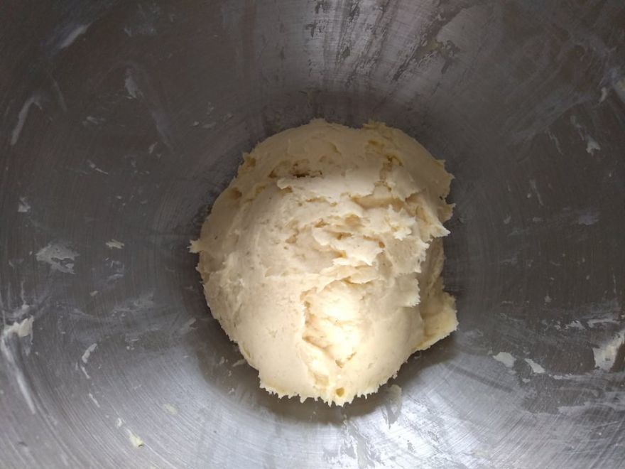 Bezlepkové tvarohové koláče s černicami